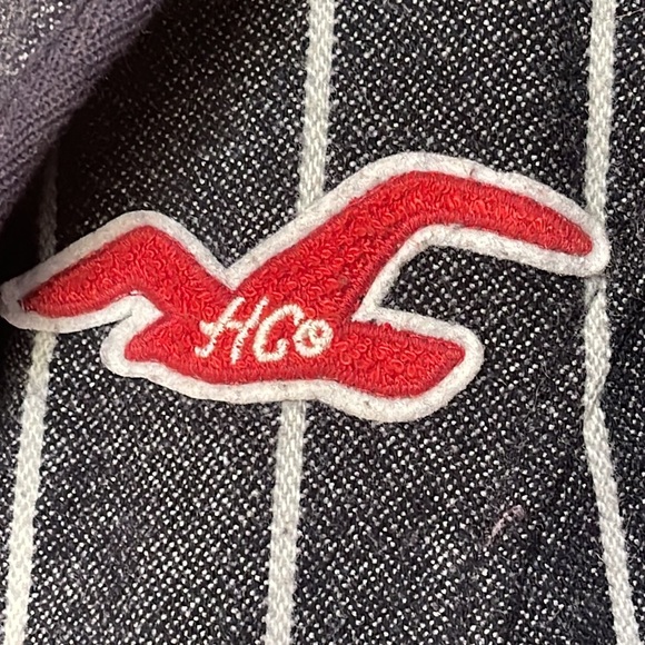 HOLLISTER CALIFORNIA 🌊❤️ - Picture 2 of 7